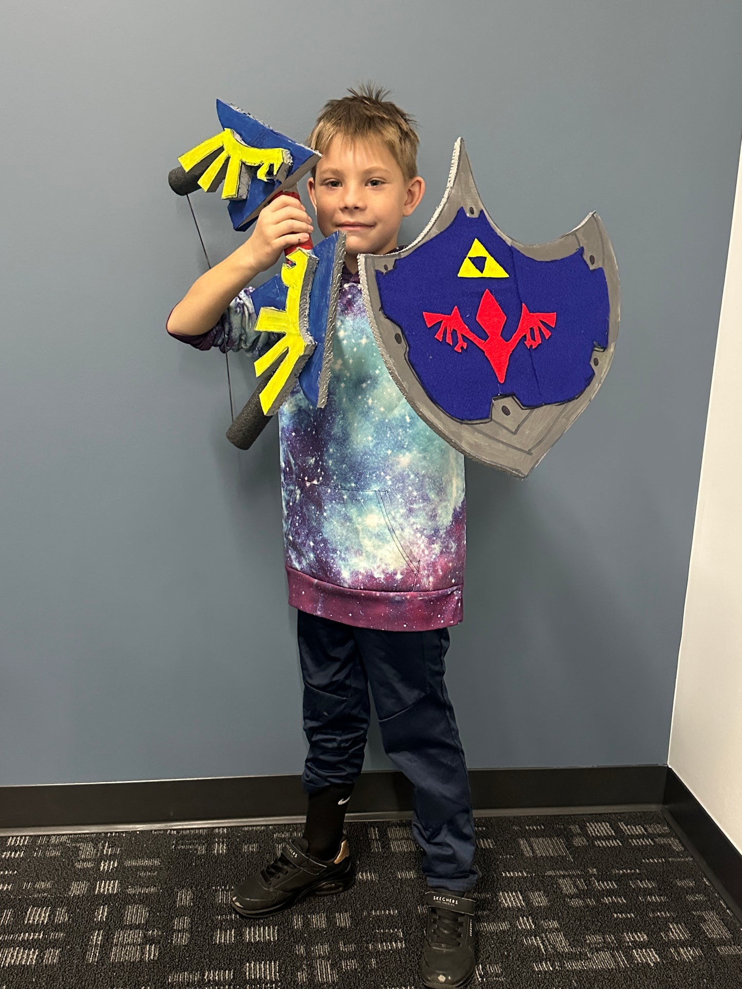 KIDS & TEENS - Customized ART LESSONS based on their interests to build creative confidence.